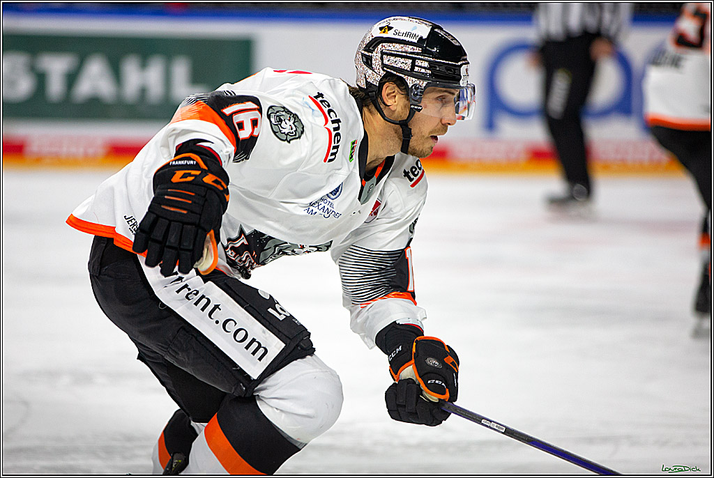 PENNY DEL; Koelner Haie- Loewen Frankfurt; Koeln, 01.12.2022